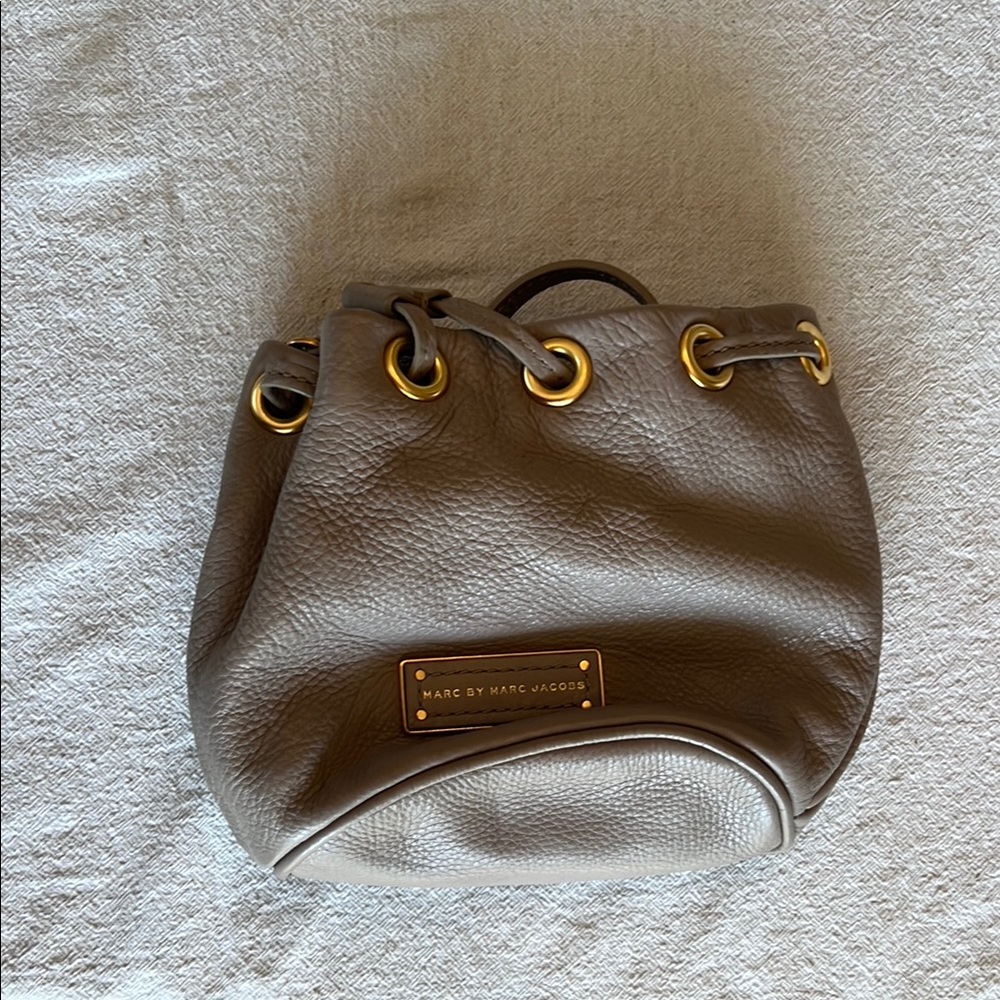 Marc By Marc Jacobs Gray/Cream Leather Mini Bucket bag
